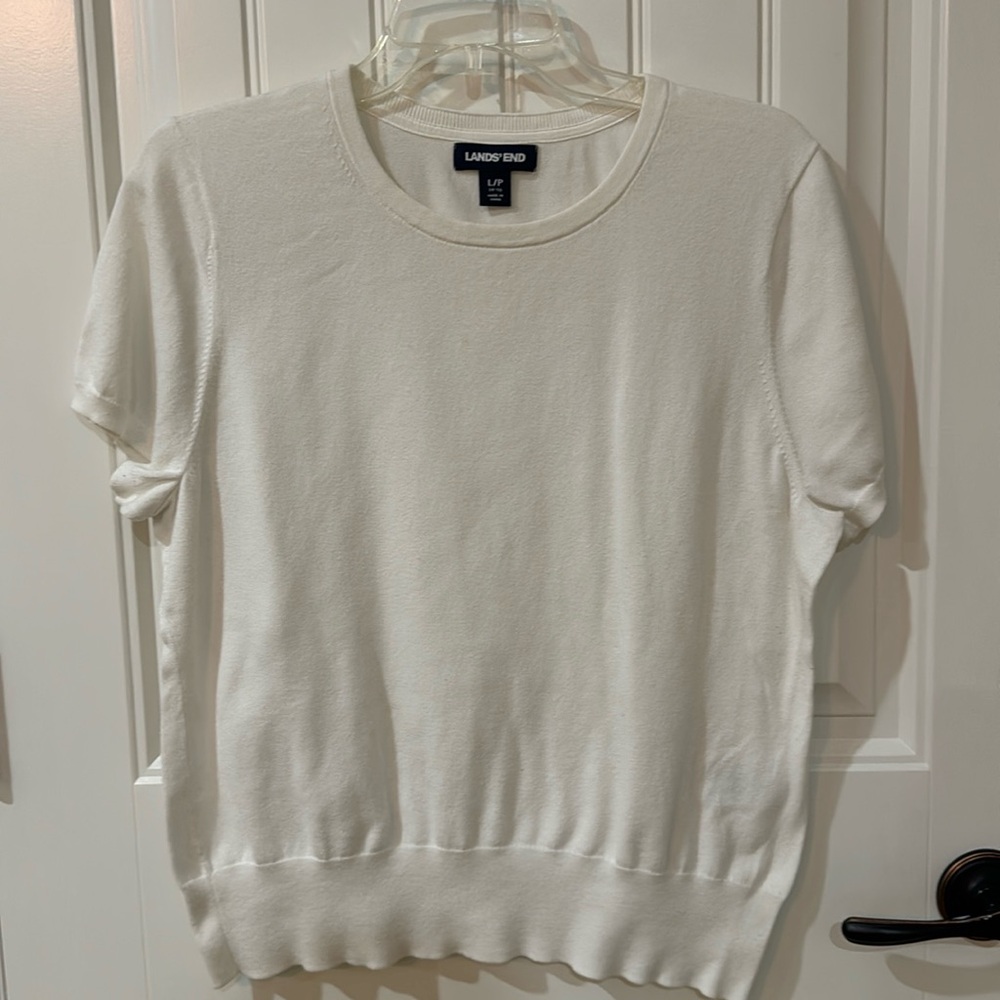 Land’s End short sleeve cotton sweater in size Large/petite. White.